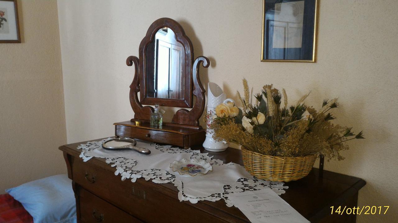 Vaccarizza L'Ape In Corte Casa Di Campagna, Via Francigena Stanze E Colazione المظهر الخارجي الصورة
