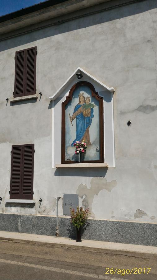Vaccarizza L'Ape In Corte Casa Di Campagna, Via Francigena Stanze E Colazione المظهر الخارجي الصورة