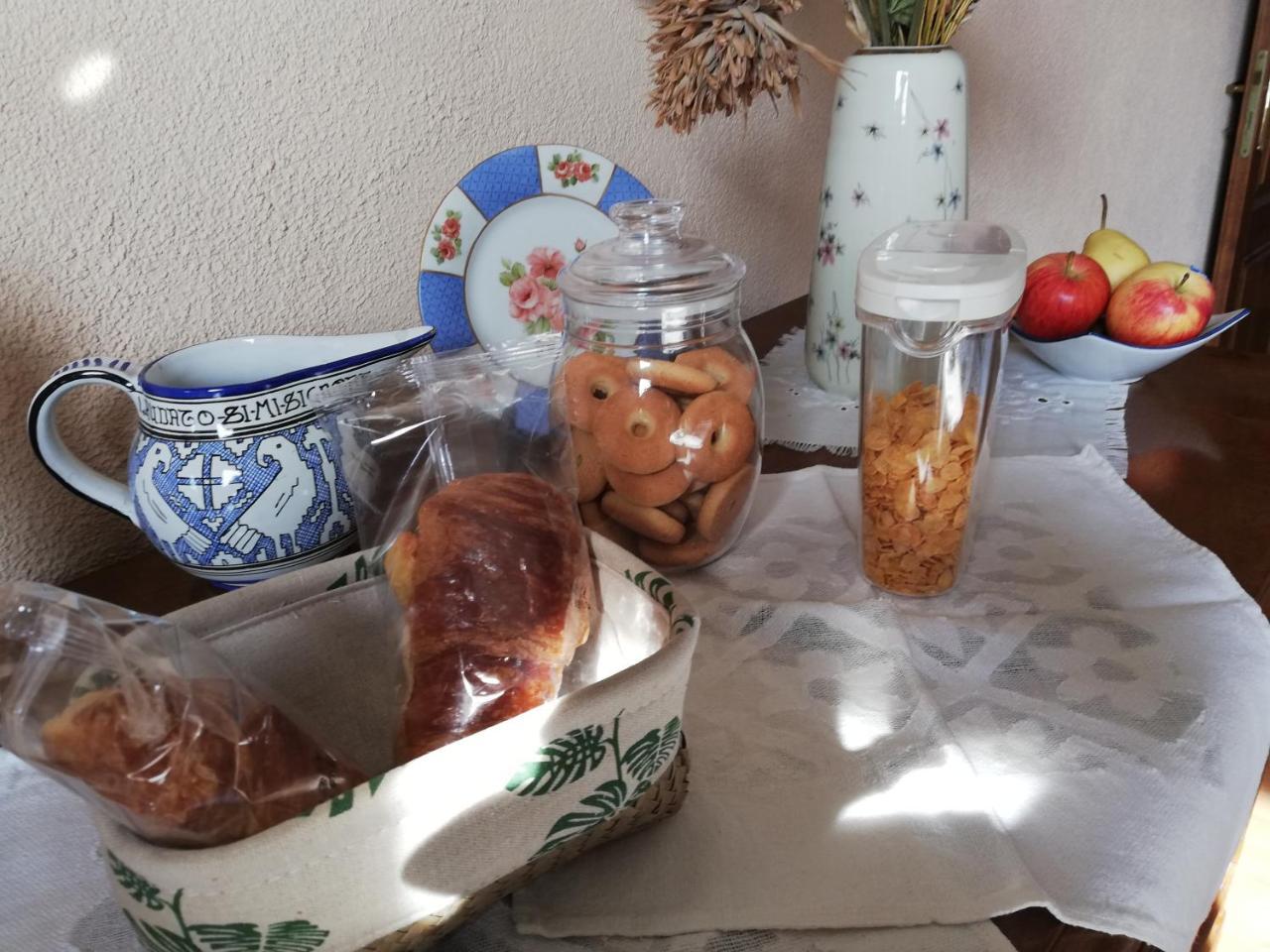 Vaccarizza L'Ape In Corte Casa Di Campagna, Via Francigena Stanze E Colazione المظهر الخارجي الصورة